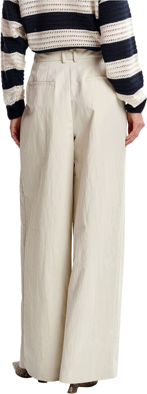 Essentiel Antwerp Essentiel Antwerp Pleated Wide Leg Pants Pantalons Off White Jazmine Wit