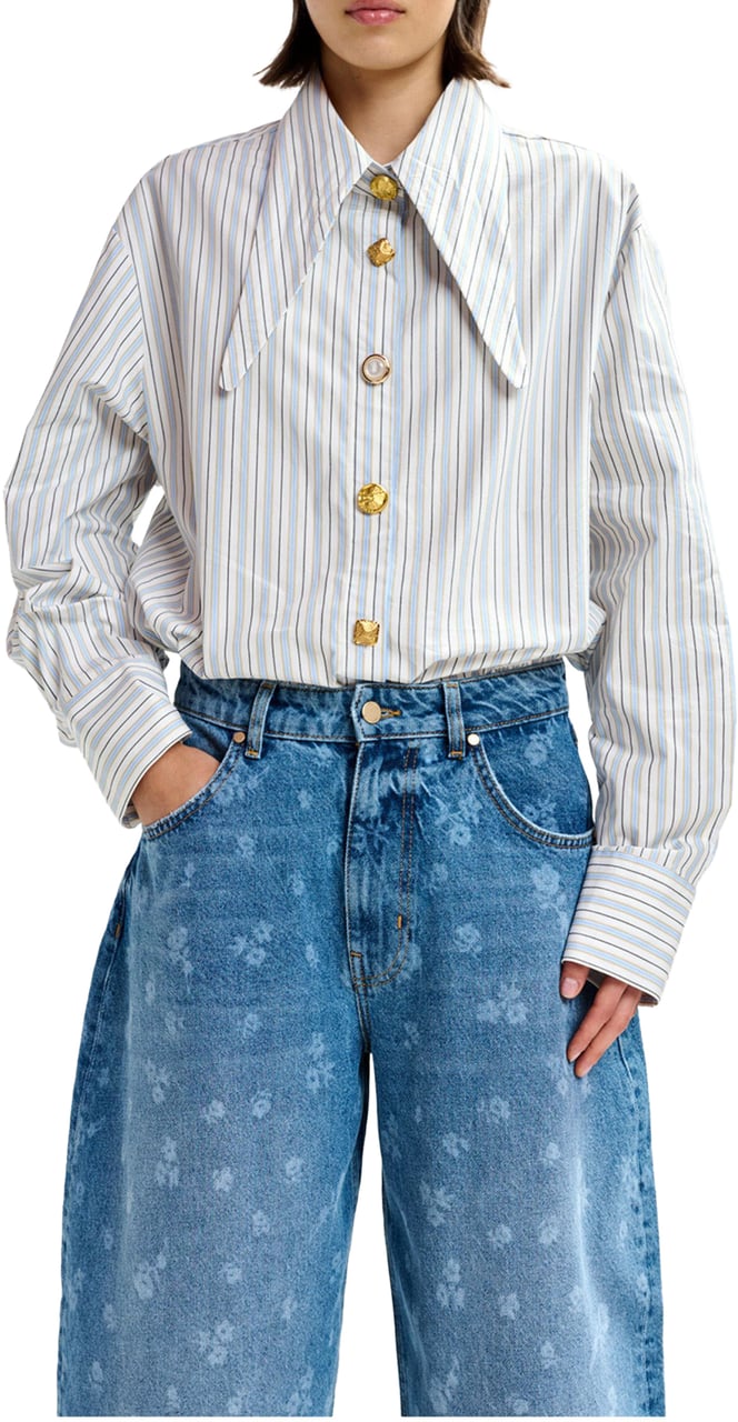 Essentiel Antwerp Essentiel Antwerp Pointy Collar Shirt Blouses Lichtblauw Jomato Blauw