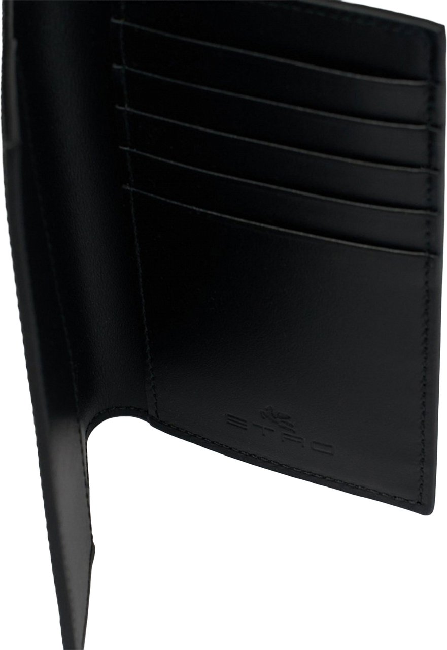 Etro Textured Black Leather Emblem Passport Holder Zwart