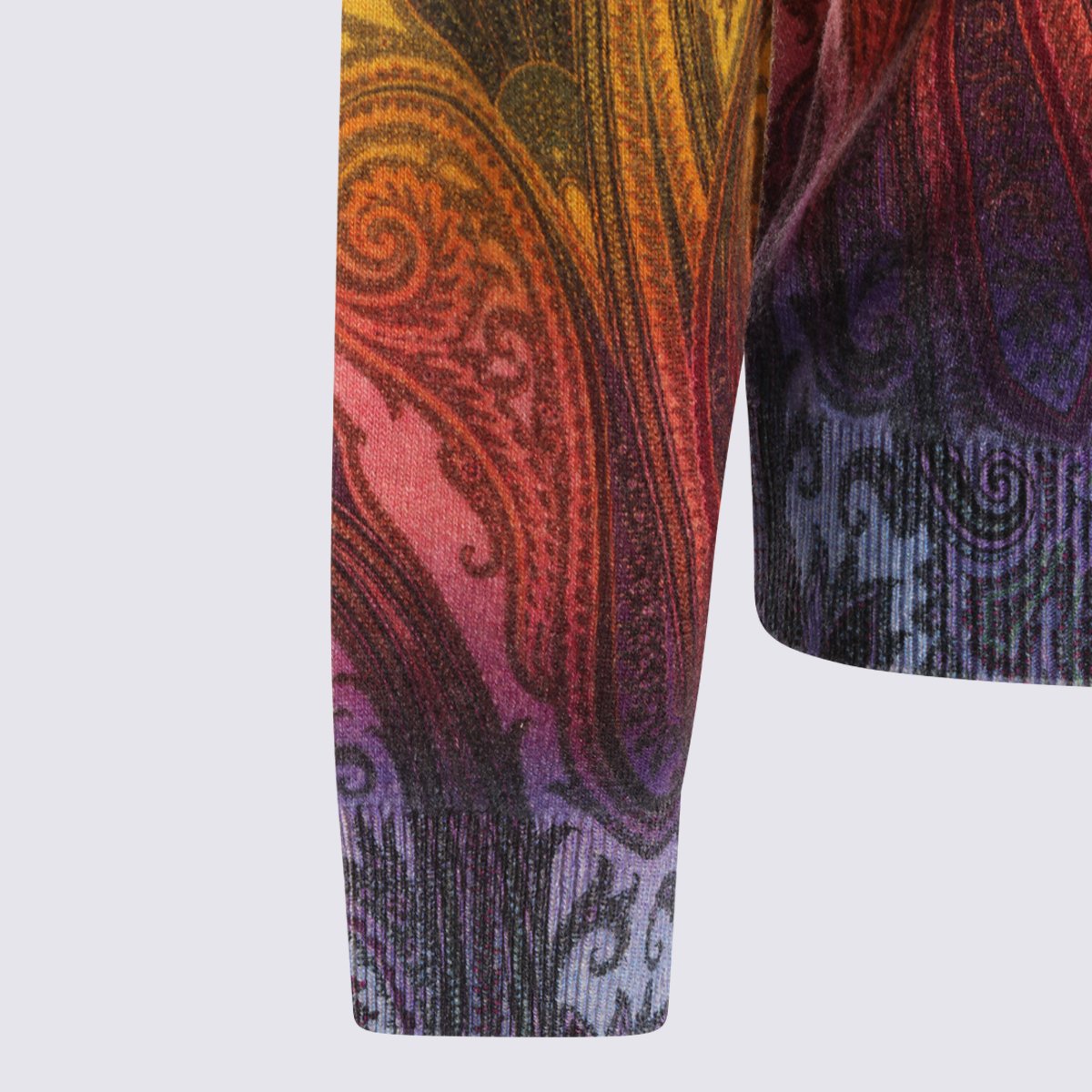 Etro Gradient Paisley Pattern Knit Sweater With Classic Crew Neckline Bruin