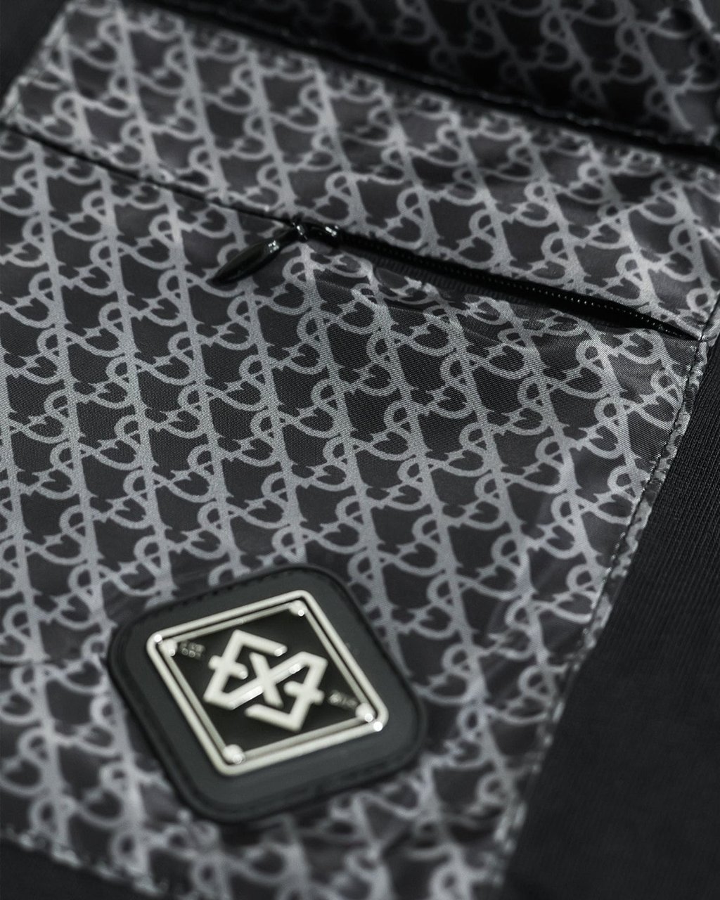 XPLCT Shadow Set Zwart