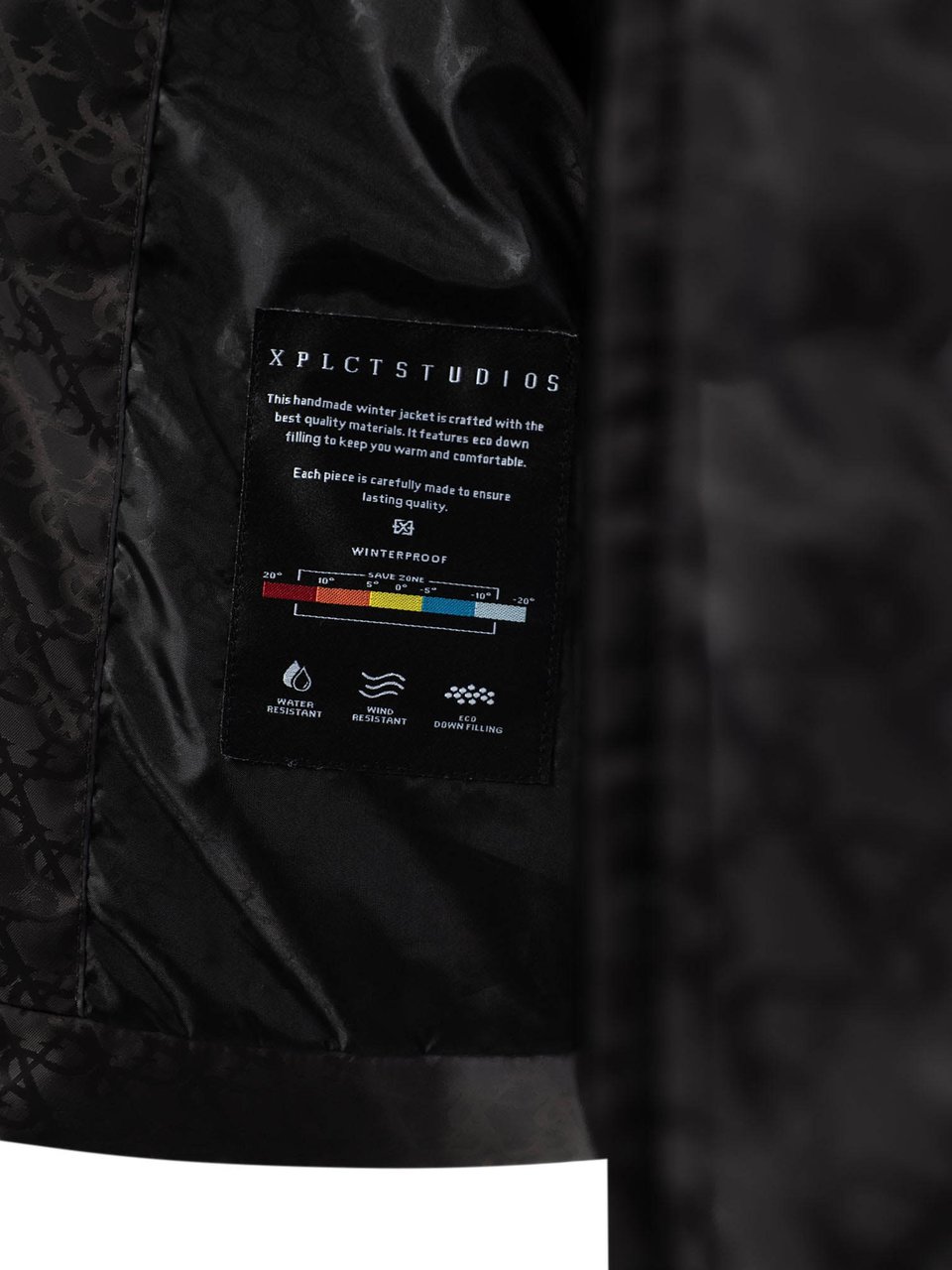 XPLCT Mono Puffer | Black Divers