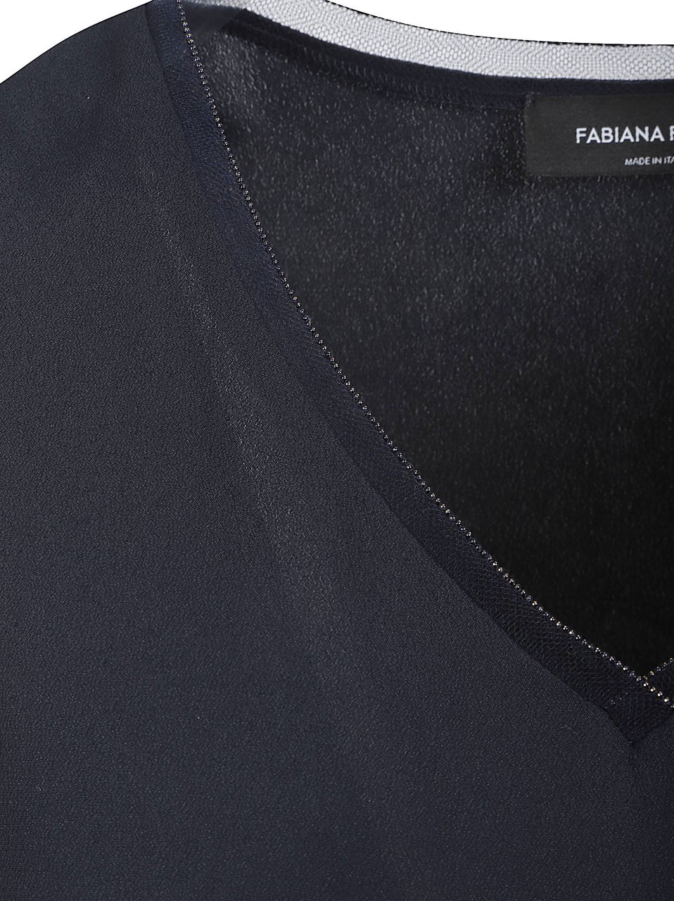 Fabiana Filippi Sleeveless V-Neck Tank with Subtle Sheen Zwart