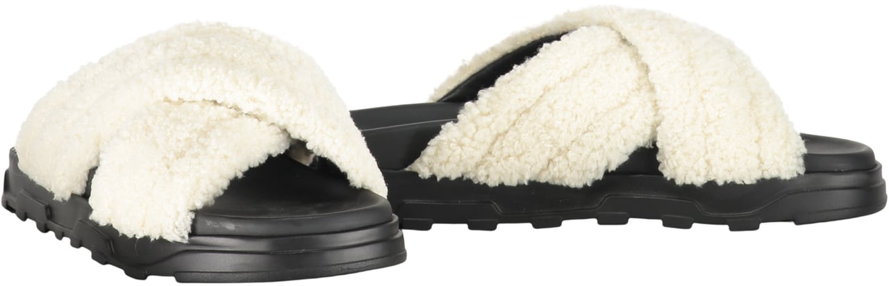 Fabiana Filippi Slides Wit