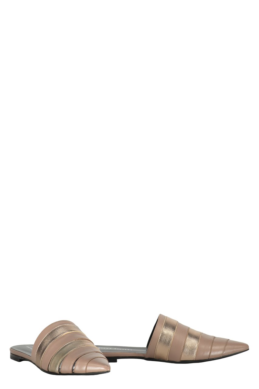 Fabiana Filippi Leather mules Beige