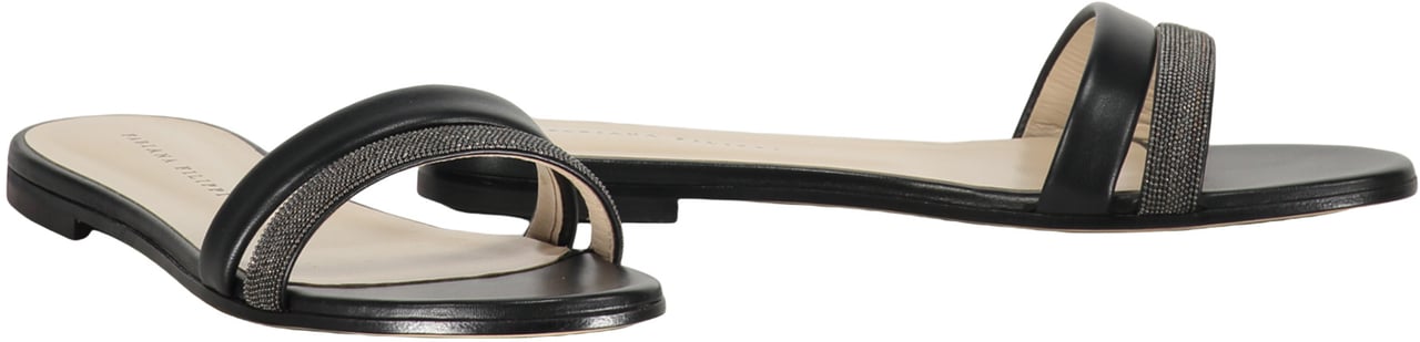 Fabiana Filippi Leather slides Zwart
