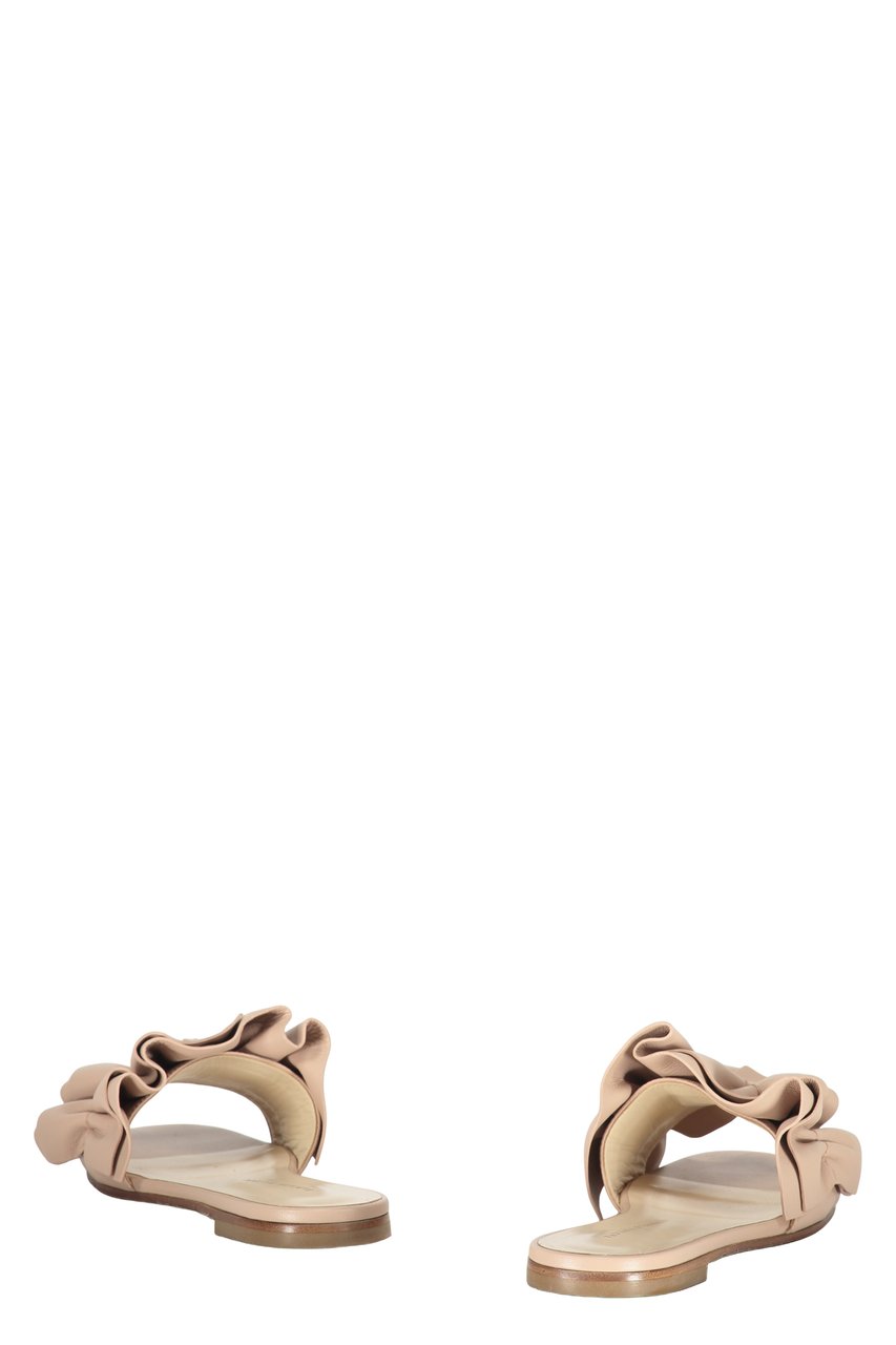 Fabiana Filippi Leather slides Bruin
