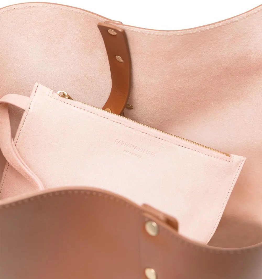 Fabiana Filippi borsa divers Divers