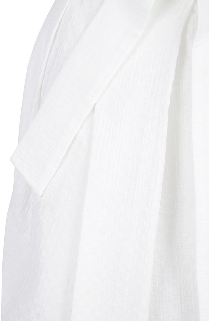 Fabiana Filippi Timeless White Fabric Skirt with Classic Silhouette Wit