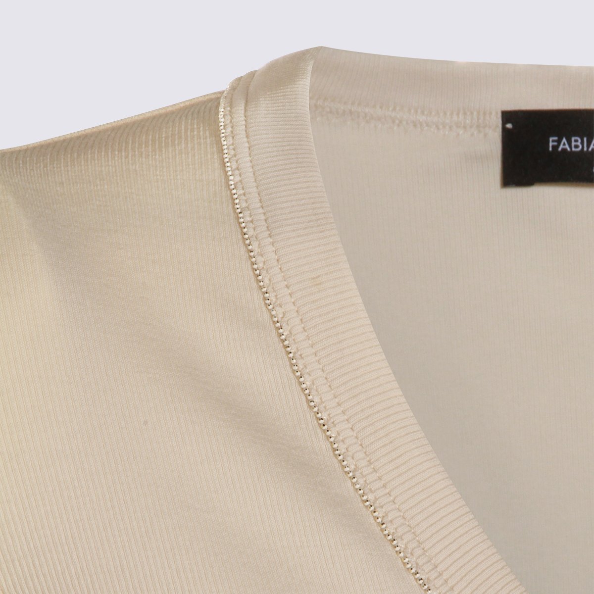 Fabiana Filippi Fitted Short-Sleeve Top with Scoop Neckline Neutraal