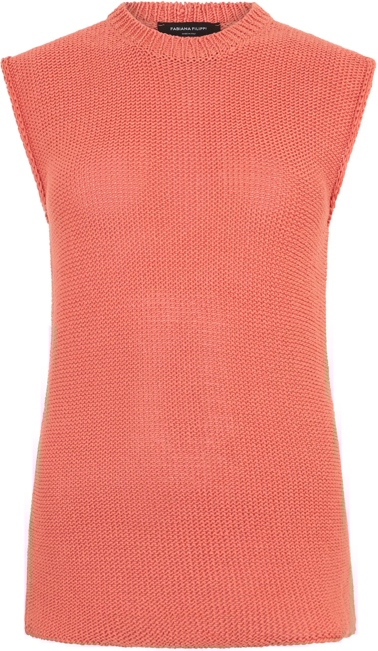 Fabiana Filippi Sleeveless sweater in salmon color, soft and versatile. Rood