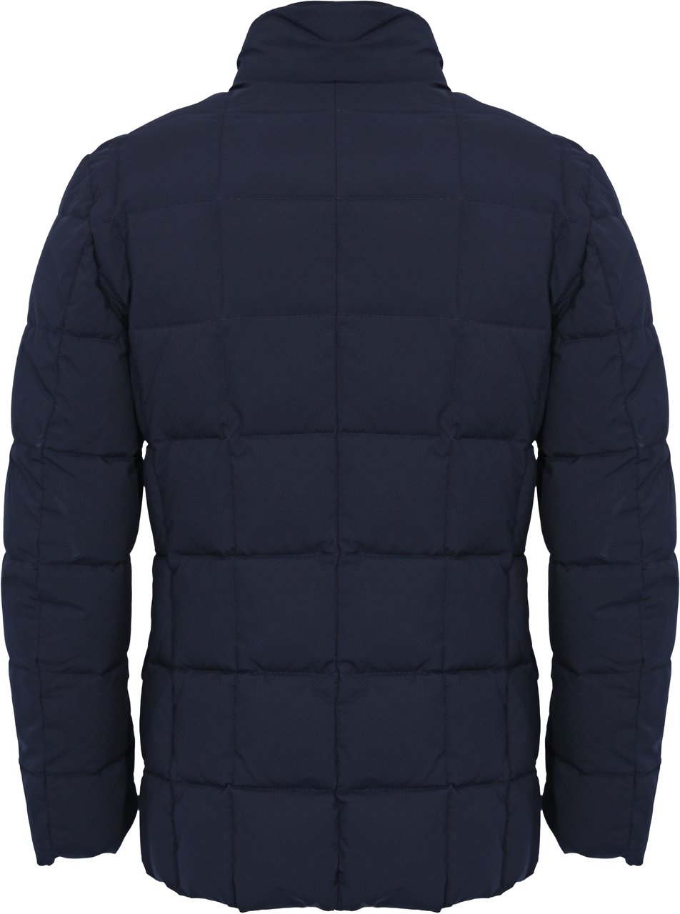 Fay Coats Biro Divers