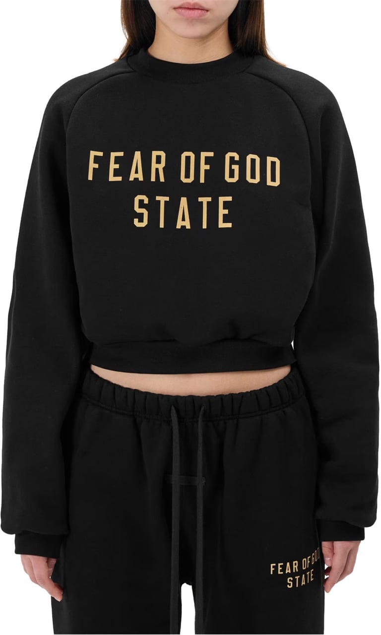 Fear of God Essentials Logo Fleece Cropped Sweatshirt Zwart