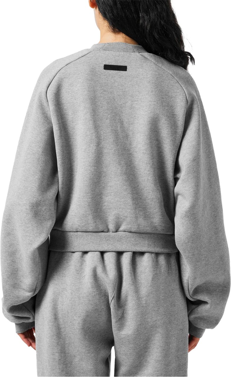Fear of God Essentials Logo Fleece Cropped Sweatshirt Grijs