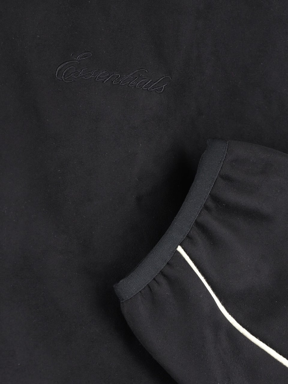 Fear of God Black High-Collar Minimalist Zip-Up Jacket Zwart