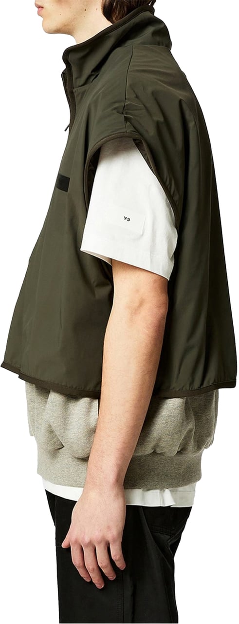 Fear of God Essentials Nylon Fleece Mockneck Vest Divers