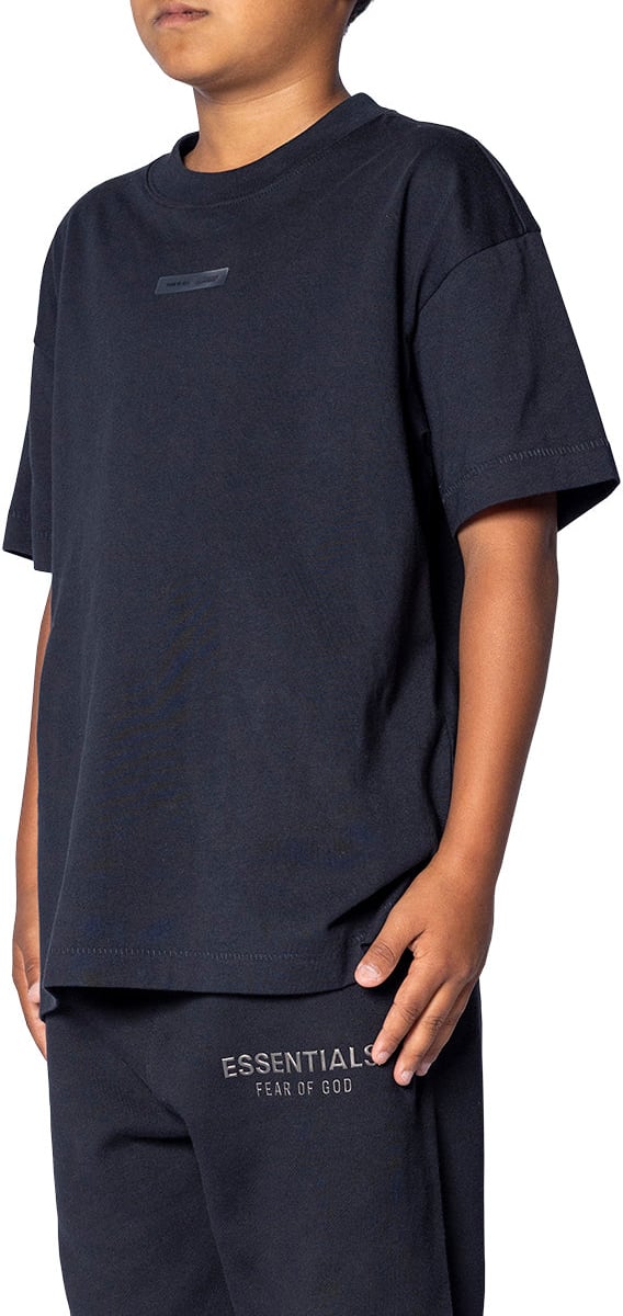 Fear of God KID'S ESSENTIAL LOUNGE T-SHIRT JET BLACK Zwart