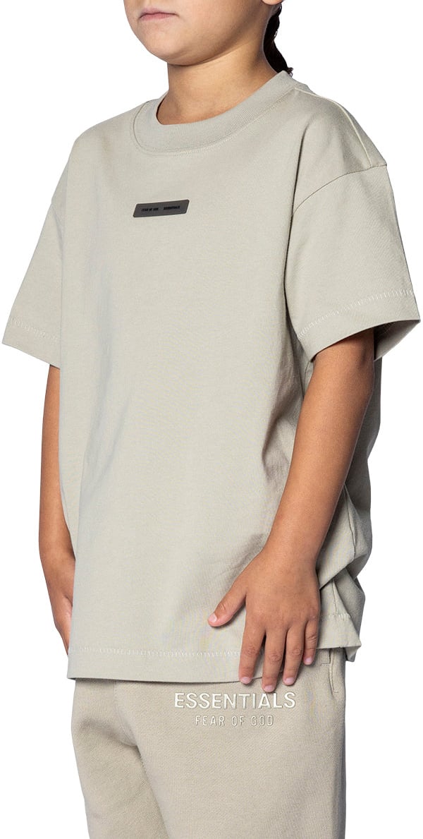 Fear of God KID'S ESSENTIAL LOUNGE T-SHIRT ABBEY STONE Taupe