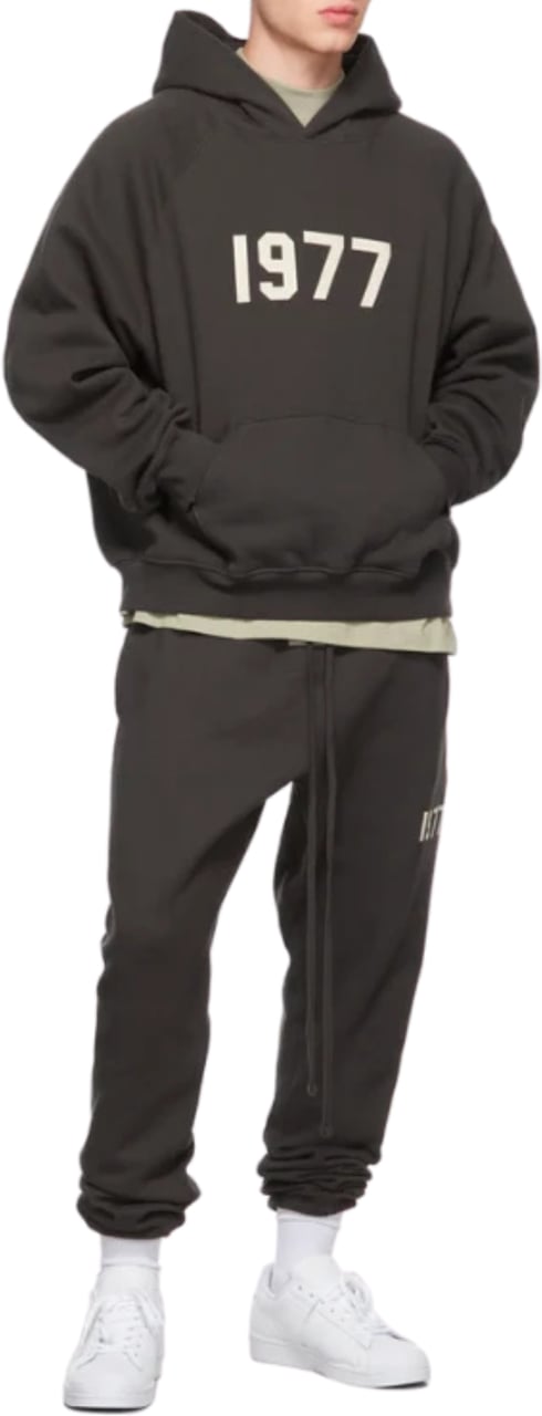 Fear of God Fear of God ESSENTIALS 1977 Iron Black Broek Divers