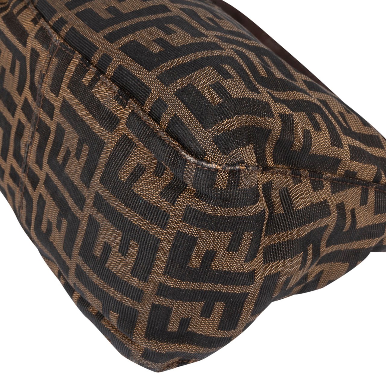 Fendi Fendi FF Monogram Baguette Buckle Shoulder Bag Bruin