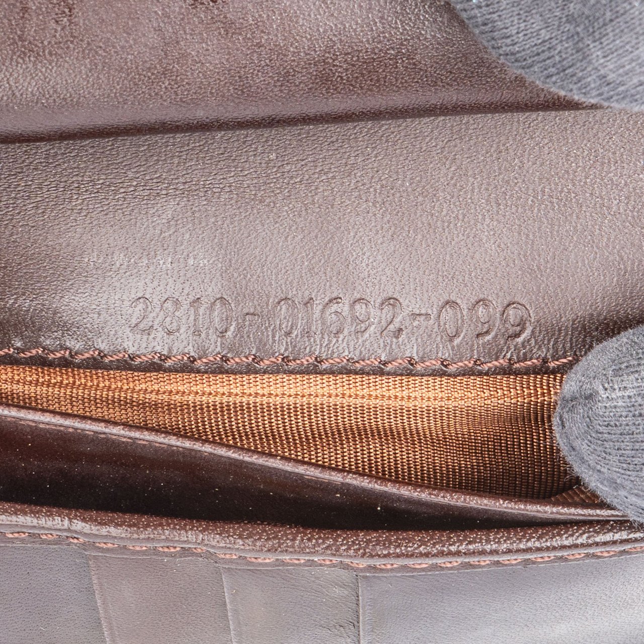Fendi FF Monogram Canvas Zucca Kiss Lock Wallet Bruin