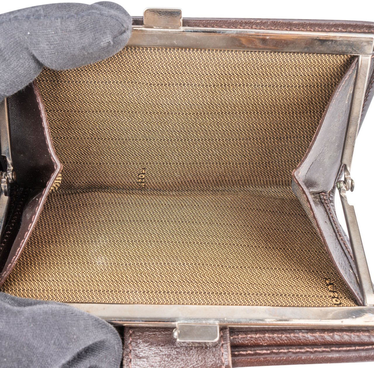 Fendi Fendi FF Monogram Canvas Zucca Kiss Lock Wallet Bruin