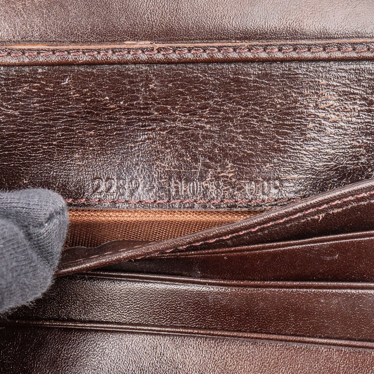 Fendi Fendi FF Monogram Baguette Buckle Wallet Zwart