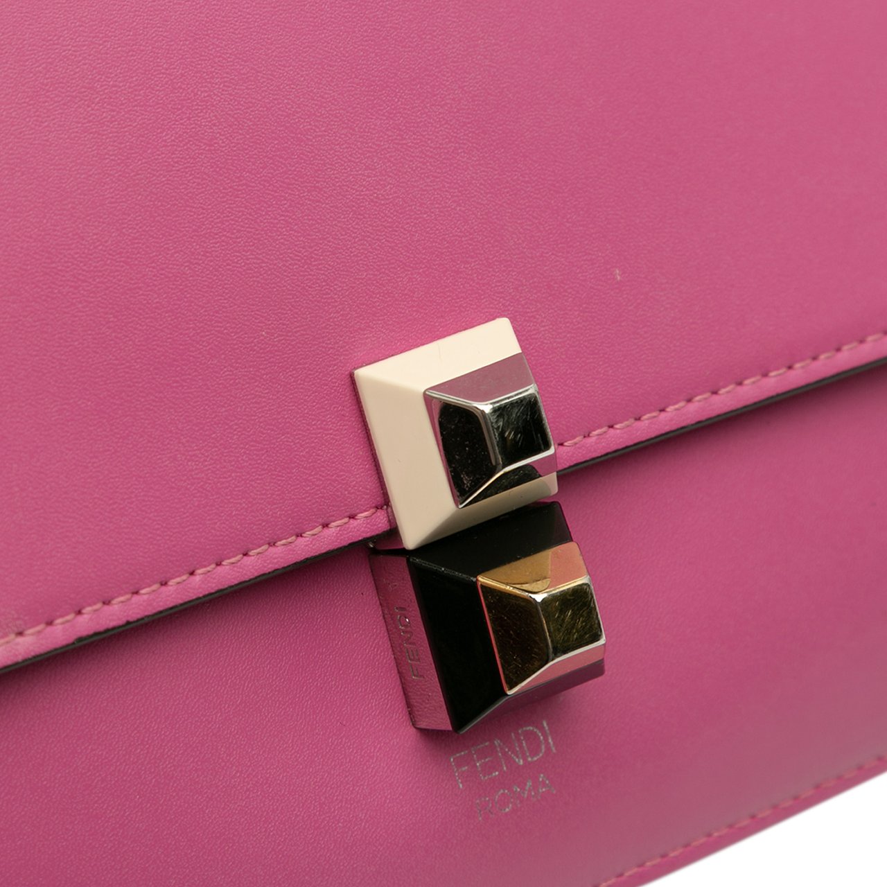 Fendi Small Leather Kan I Crossbody Roze