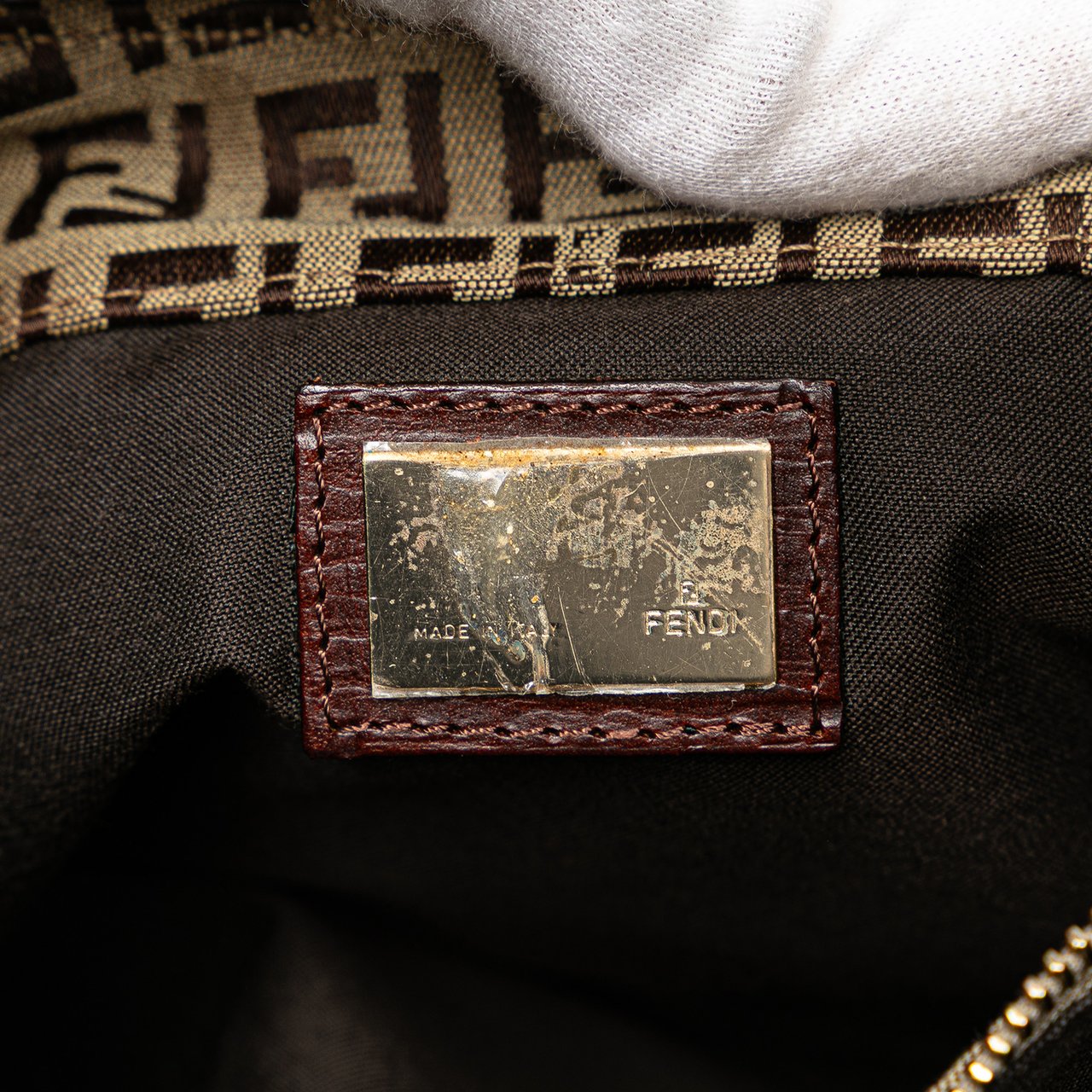 Fendi Zucchino Canvas Shoulder Bag Bruin