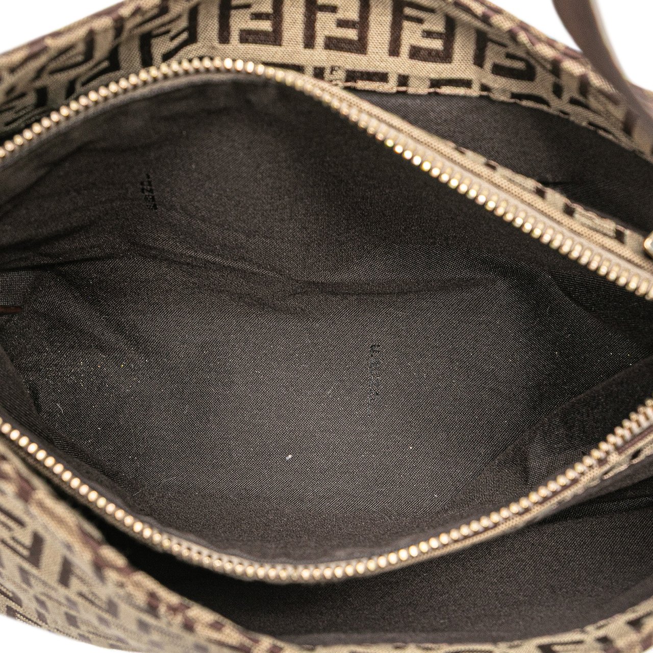 Fendi Zucchino Canvas Shoulder Bag Bruin