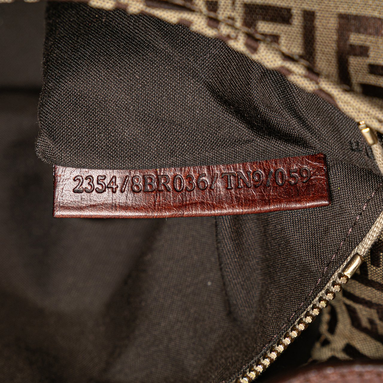 Fendi Zucchino Canvas Shoulder Bag Bruin