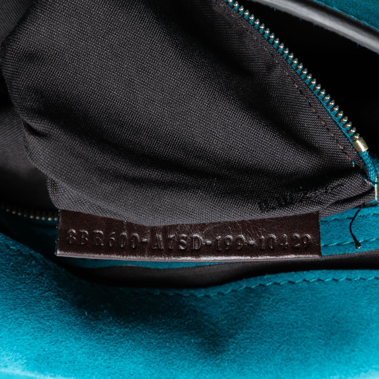 Fendi Medium Suede Baguette Satchel Blauw