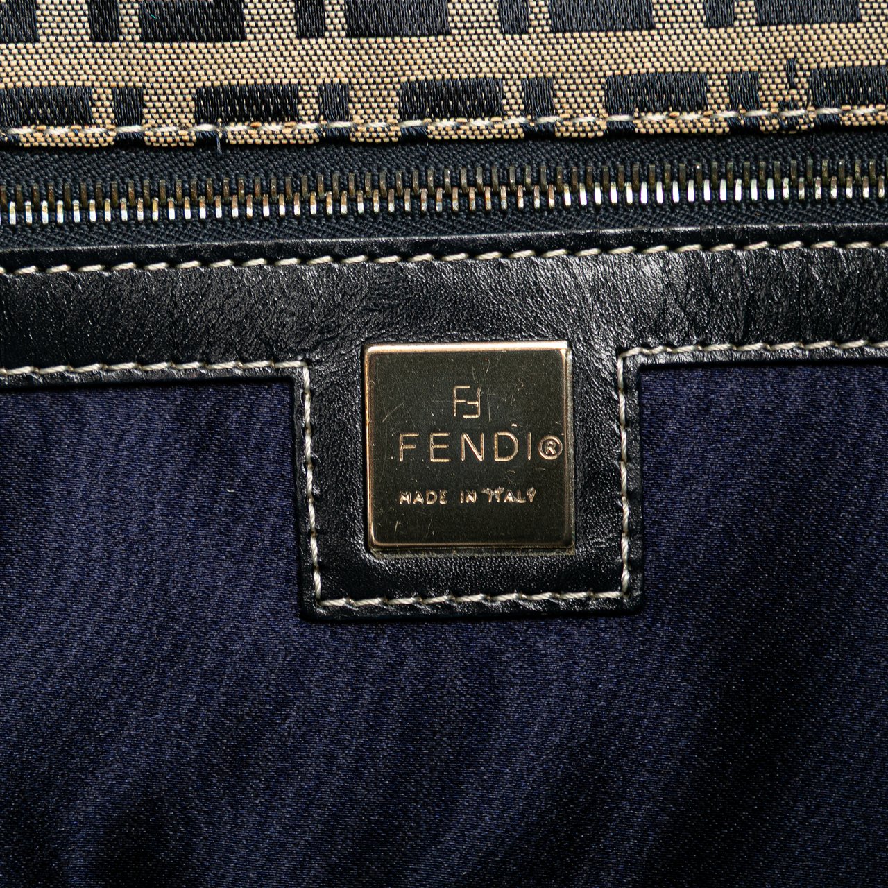 Fendi Zucchino Canvas Tote Grijs