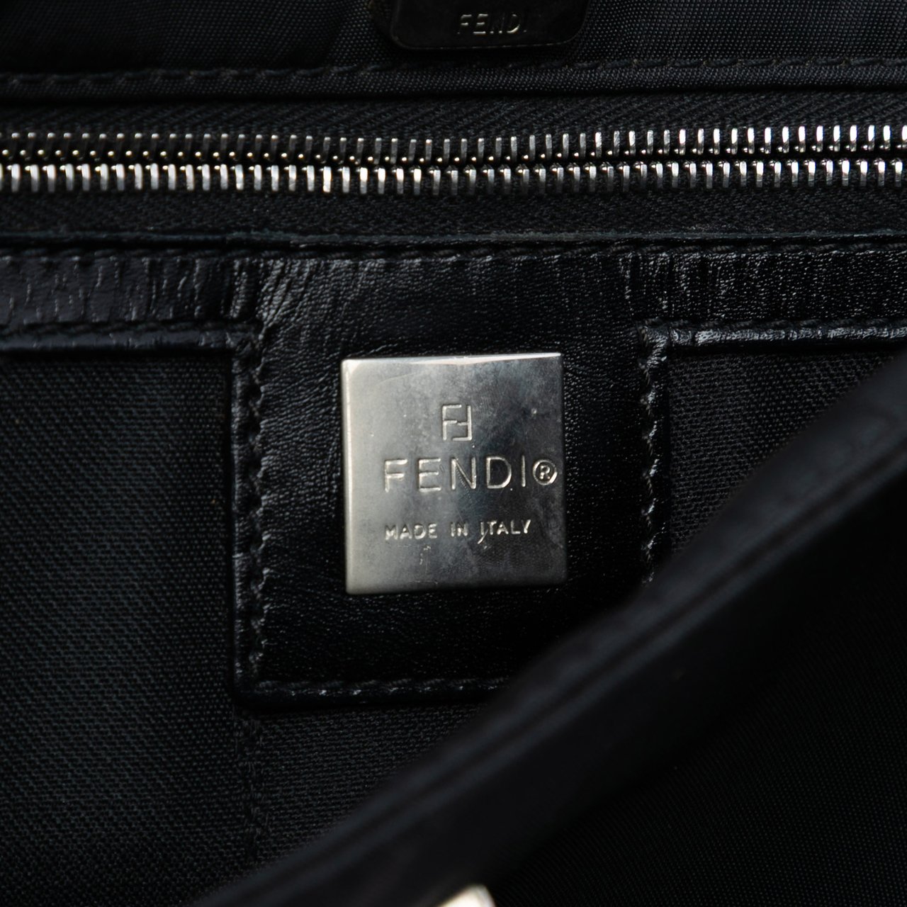 Fendi Nylon FF Shoulder Bag Zwart
