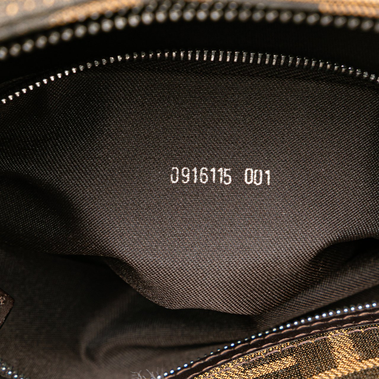 Fendi Zucca Canvas Shoulder Bag Bruin