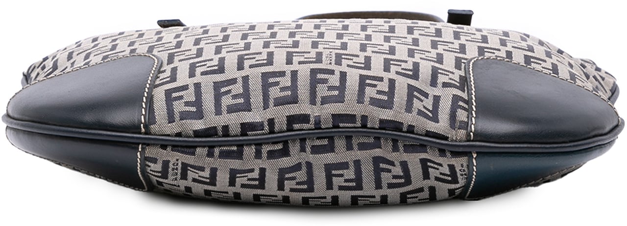 Fendi Zucchino Canvas Shoulder Bag Grijs