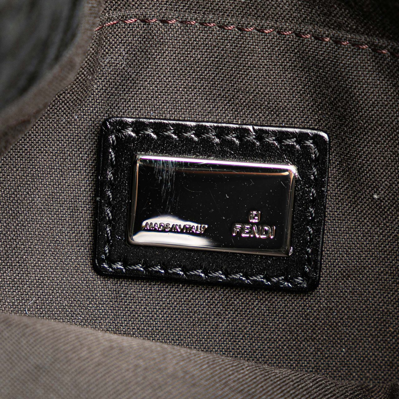 Fendi Zucchino Canvas Crossbody Zwart