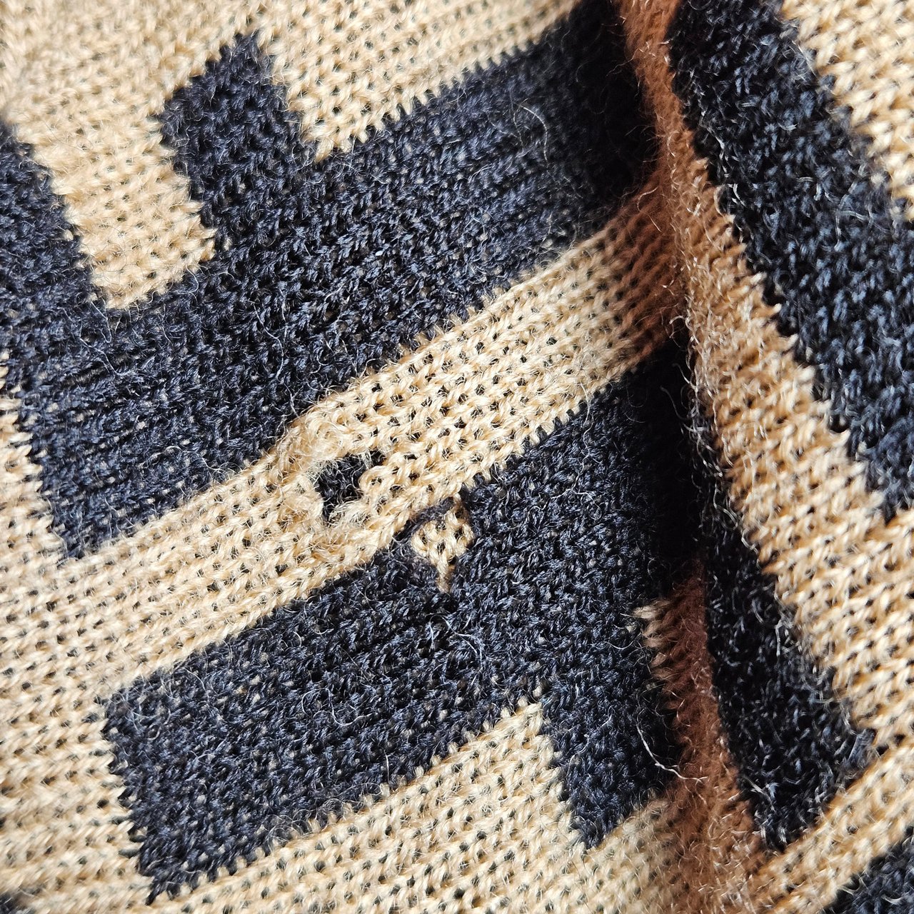 Fendi Fendi FF Monogram Merine Wool Beanie Divers