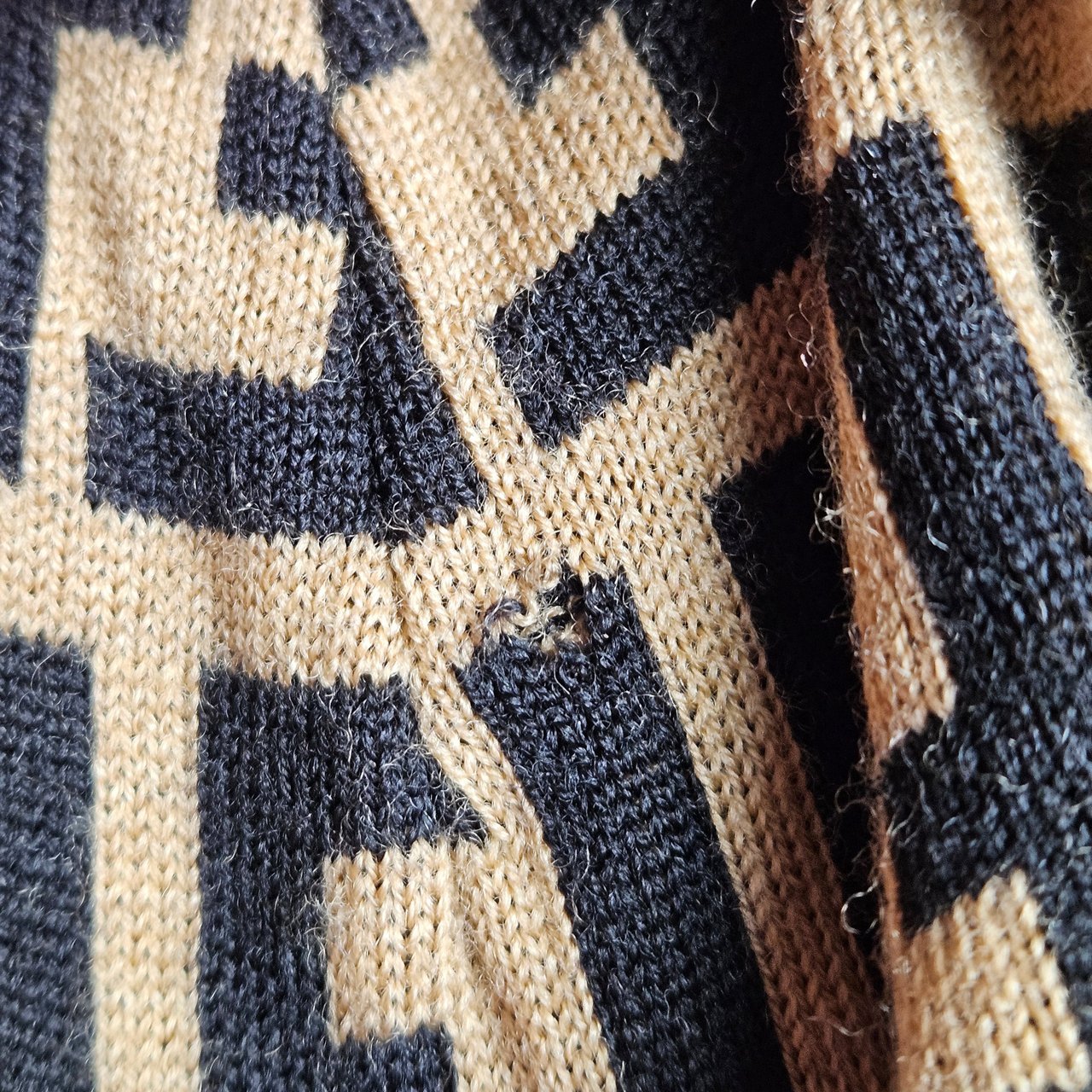 Fendi Fendi FF Monogram Merine Wool Beanie Divers