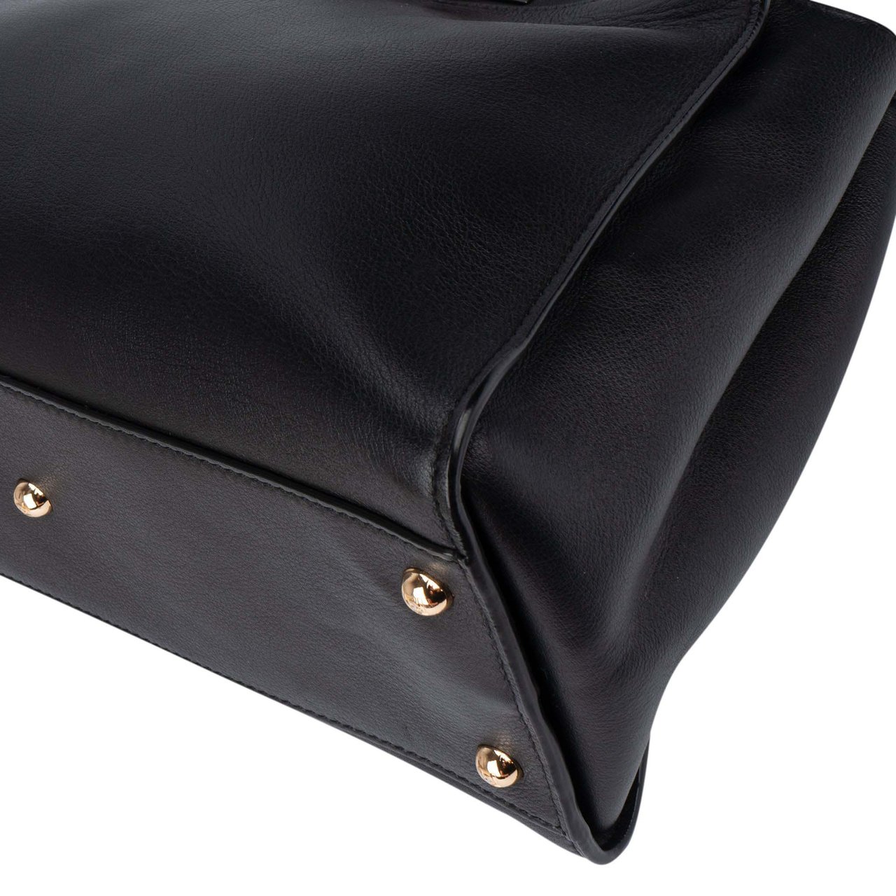 Fendi Fendi Classic Leather Peekaboo Handbag Zwart