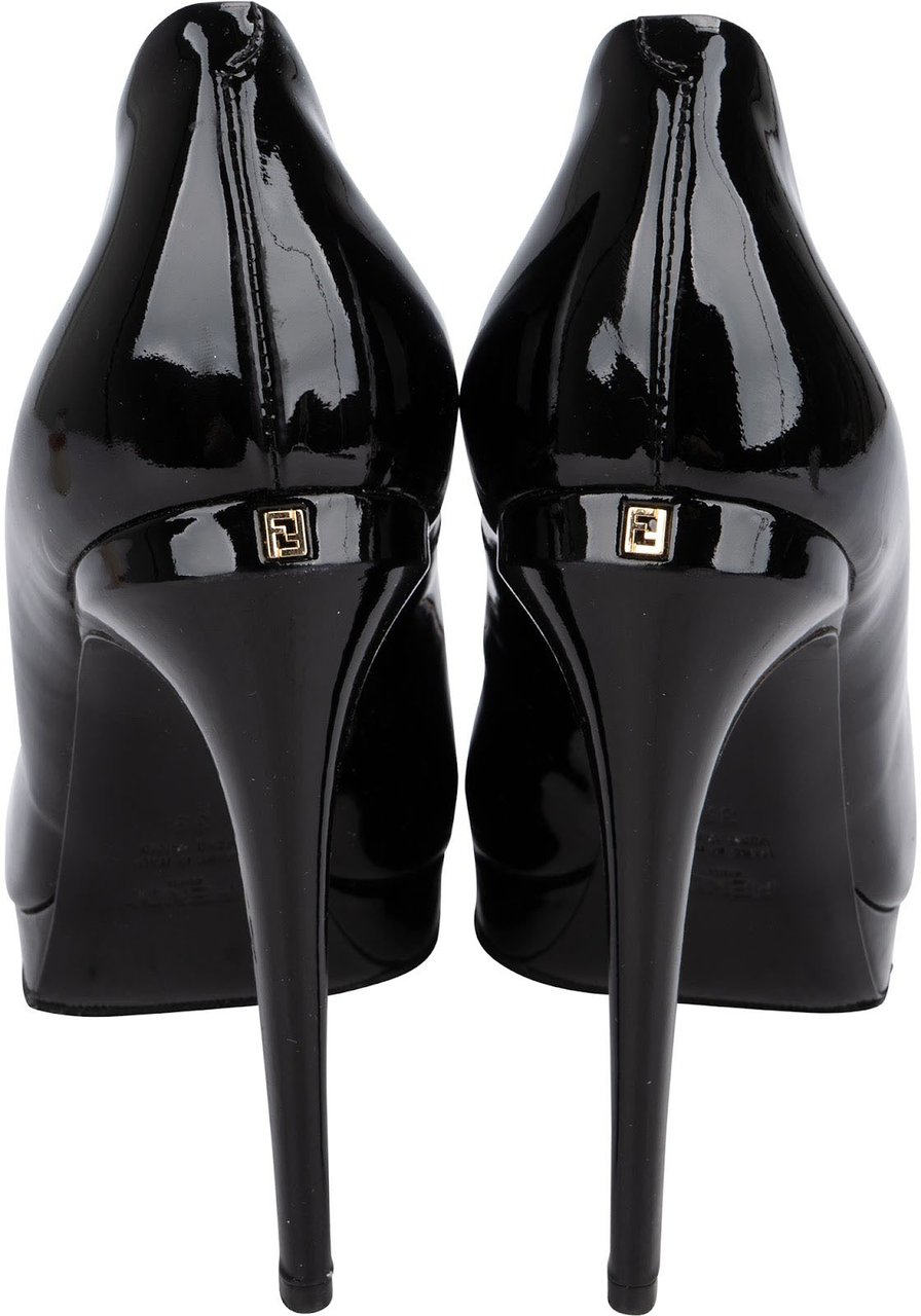 Fendi Black Patent Leather Peep Toe Platform Pumps (39) Zwart