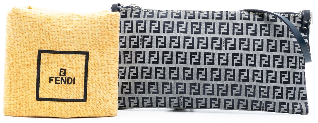 Fendi Zucchino Canvas Crossbody Grijs