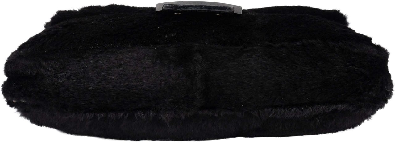 Fendi Fendi Limited Fur Baguette Handbag Divers