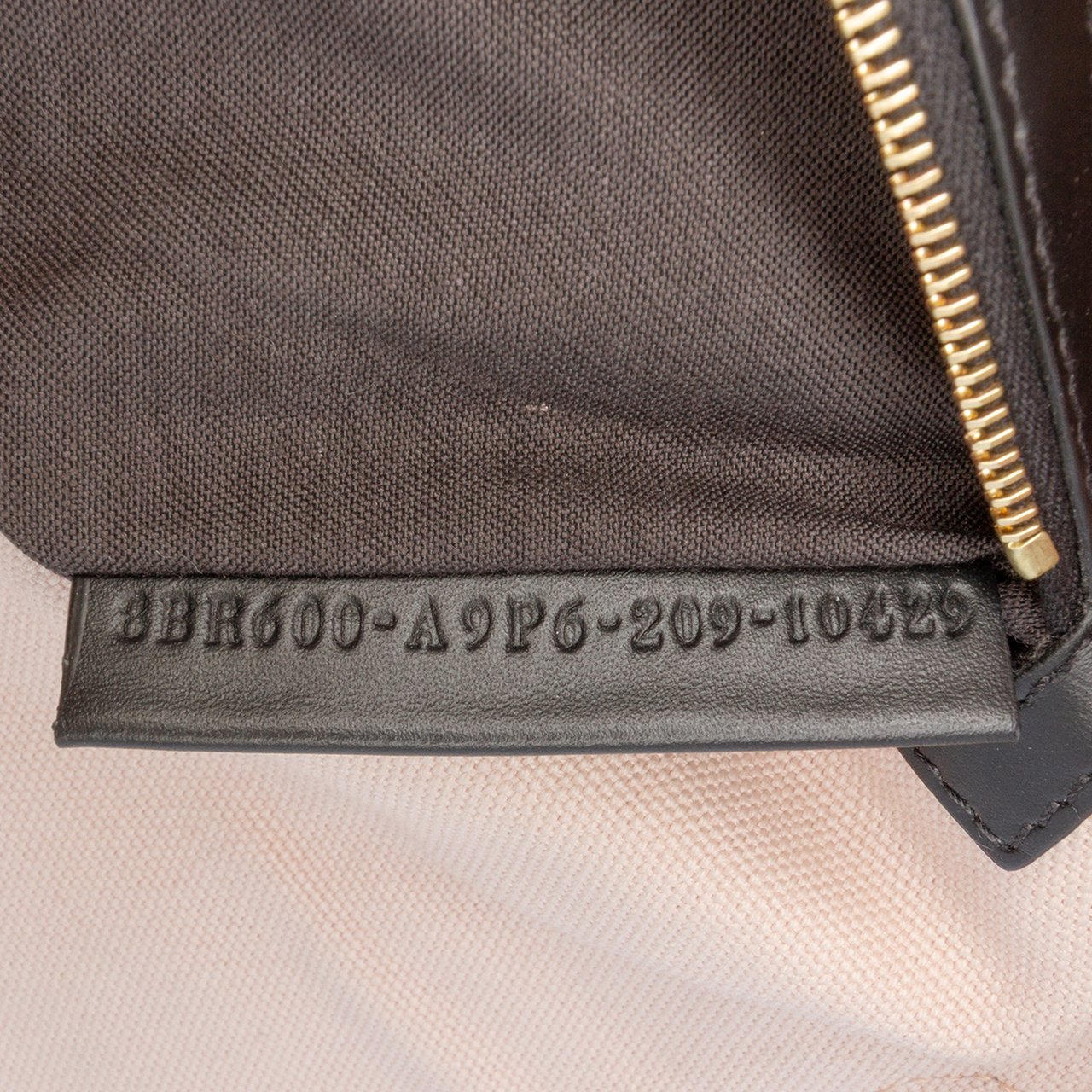 Fendi Zucca Embroidered Canvas Baguette Satchel Roze