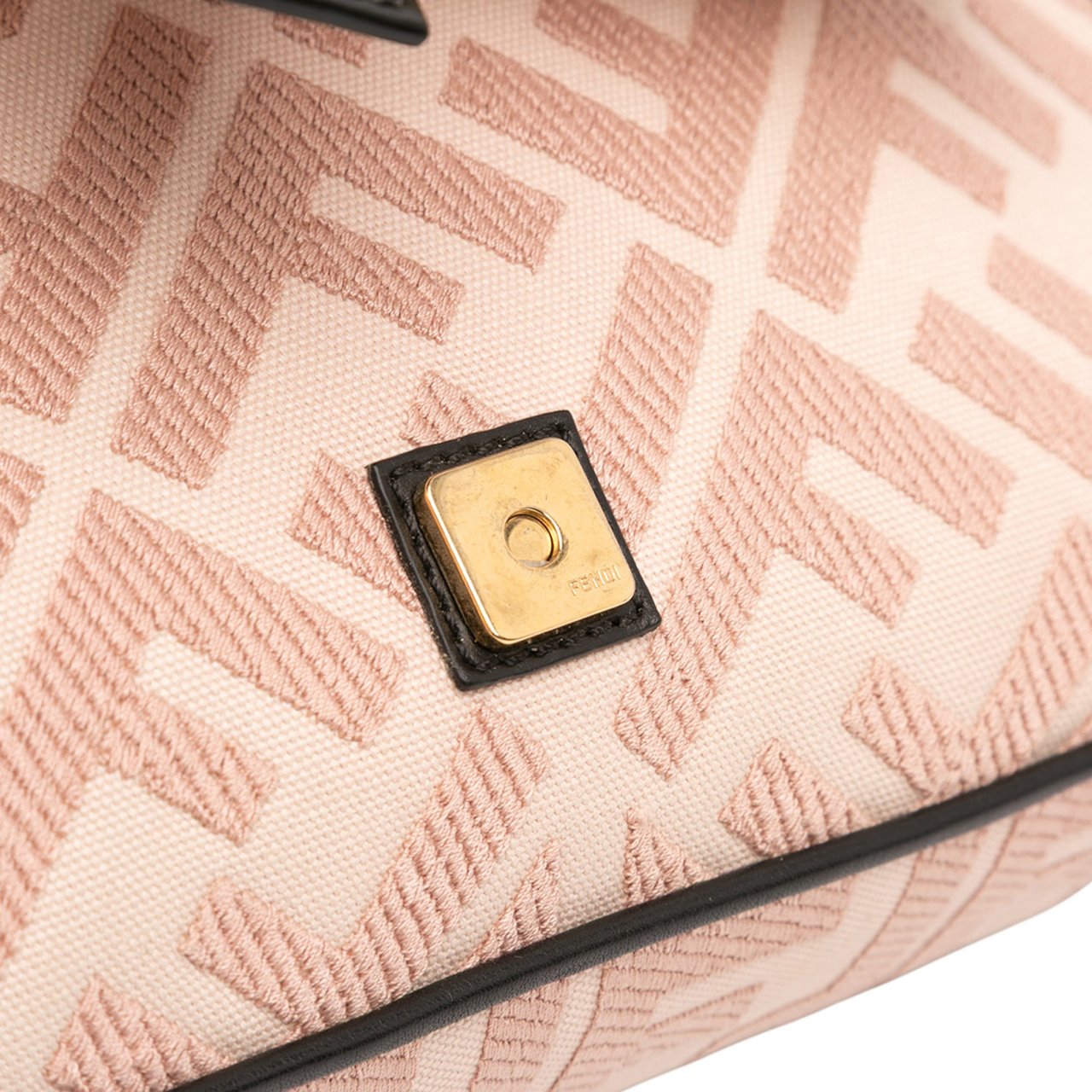 Fendi Zucca Embroidered Canvas Baguette Satchel Roze