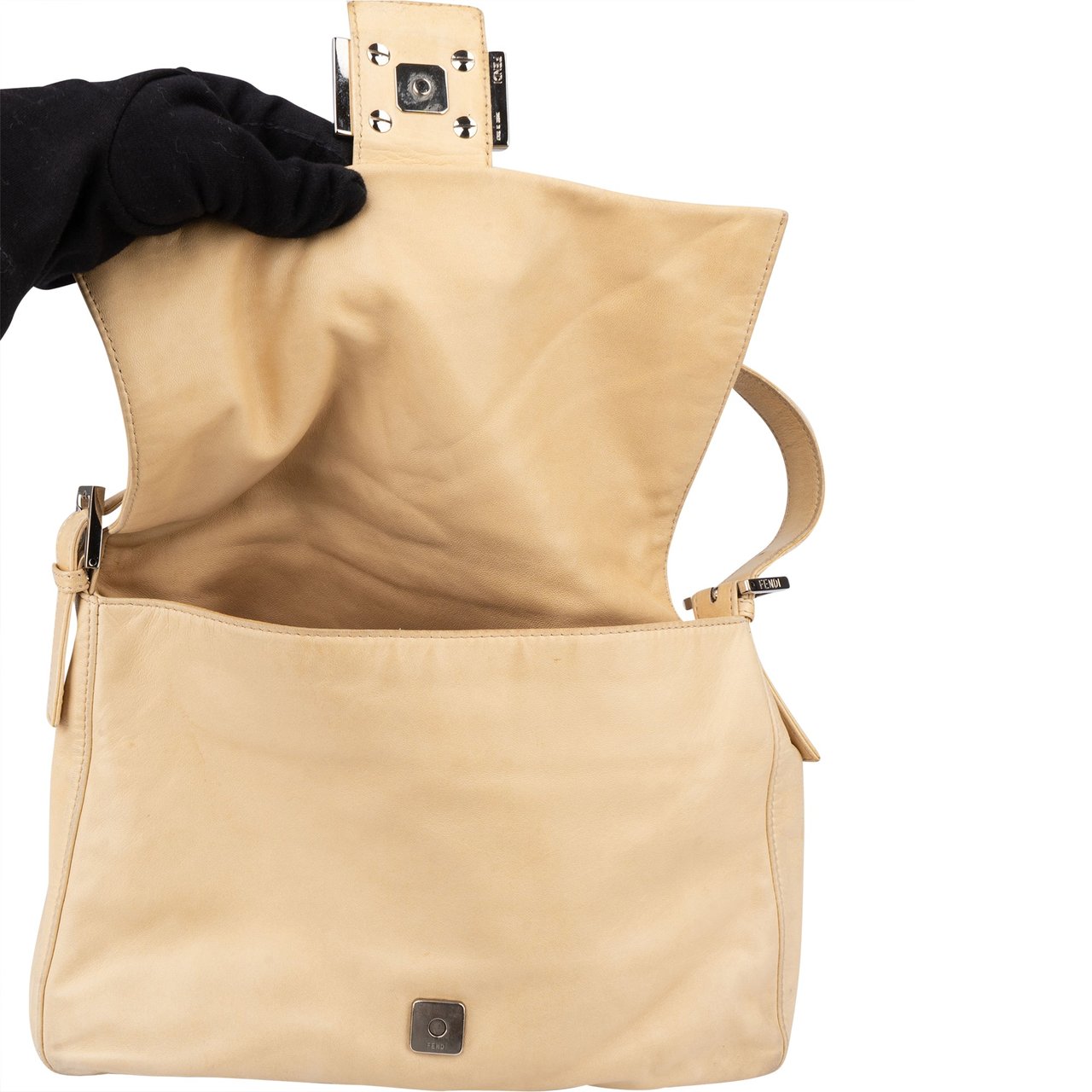 Fendi Fendi Beige Leather Baguette Mamma Handbag Beige
