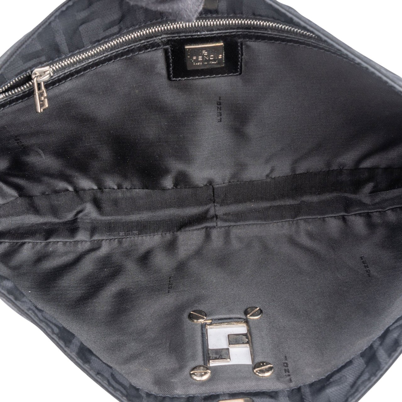 Fendi Fendi FF Monogram Zucca Shoulder Bag Zwart