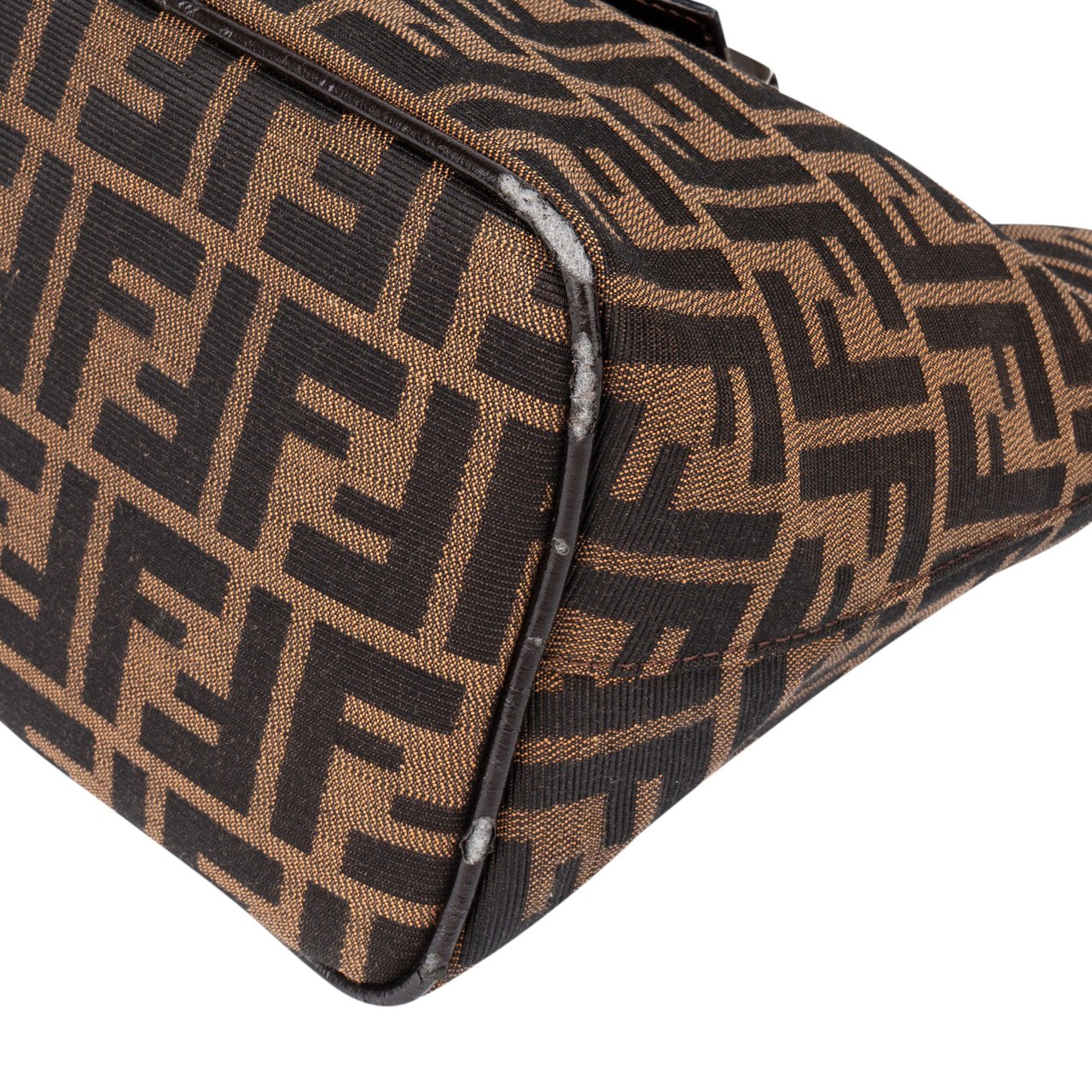 Fendi Fendi FF Monogram Baguette Shoulder Bag Bruin