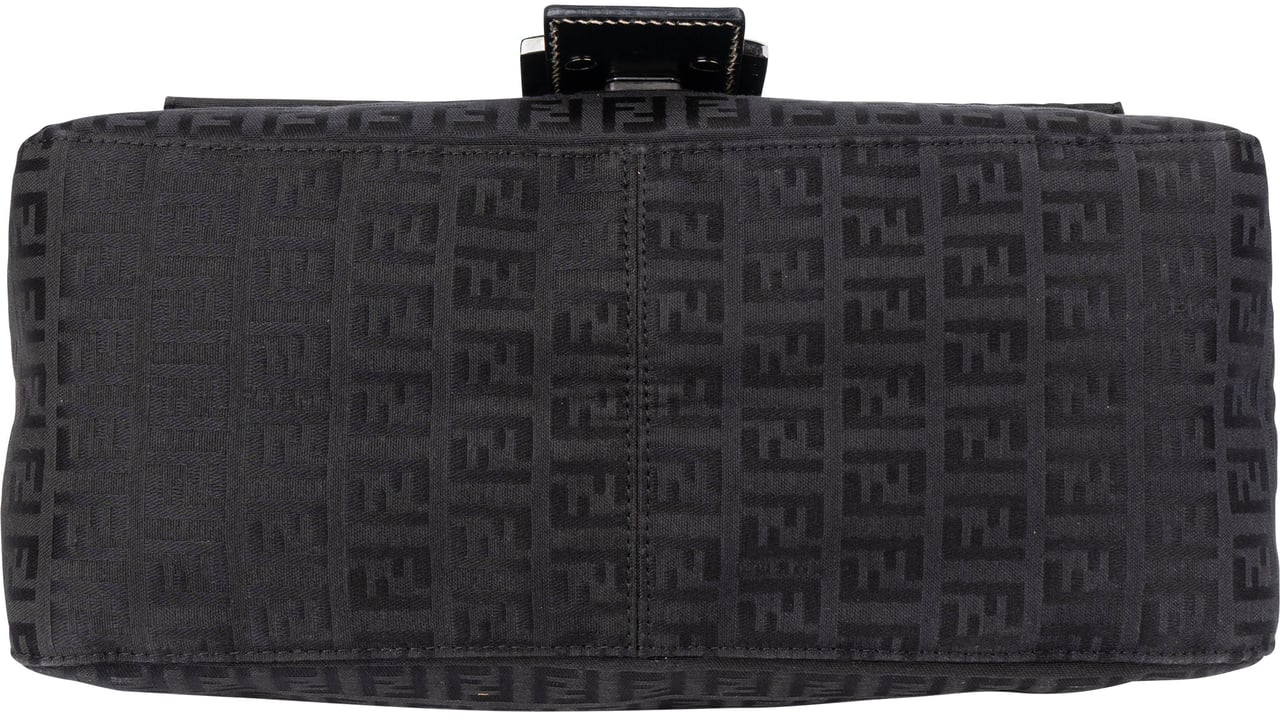 Fendi Fendi FF Monogram Mamma Baguette Handbag Zwart