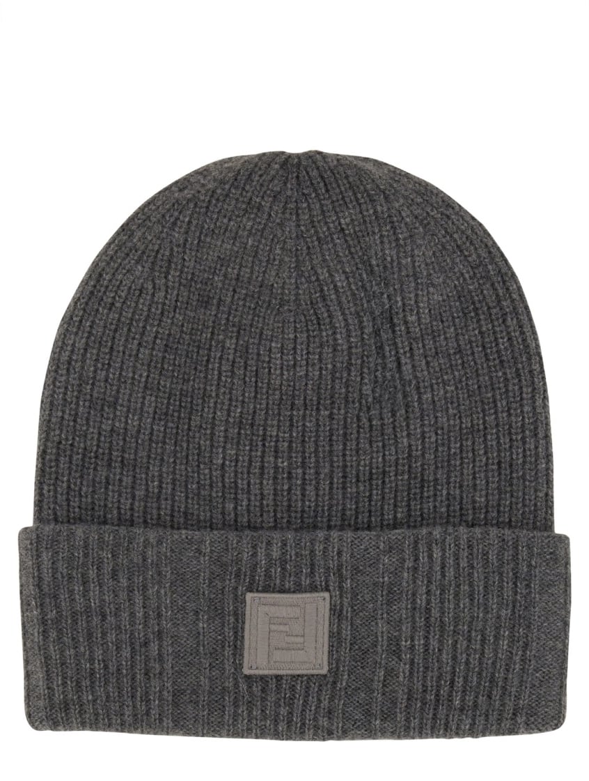 Fendi BEANIE HAT WITH LOGO Grijs